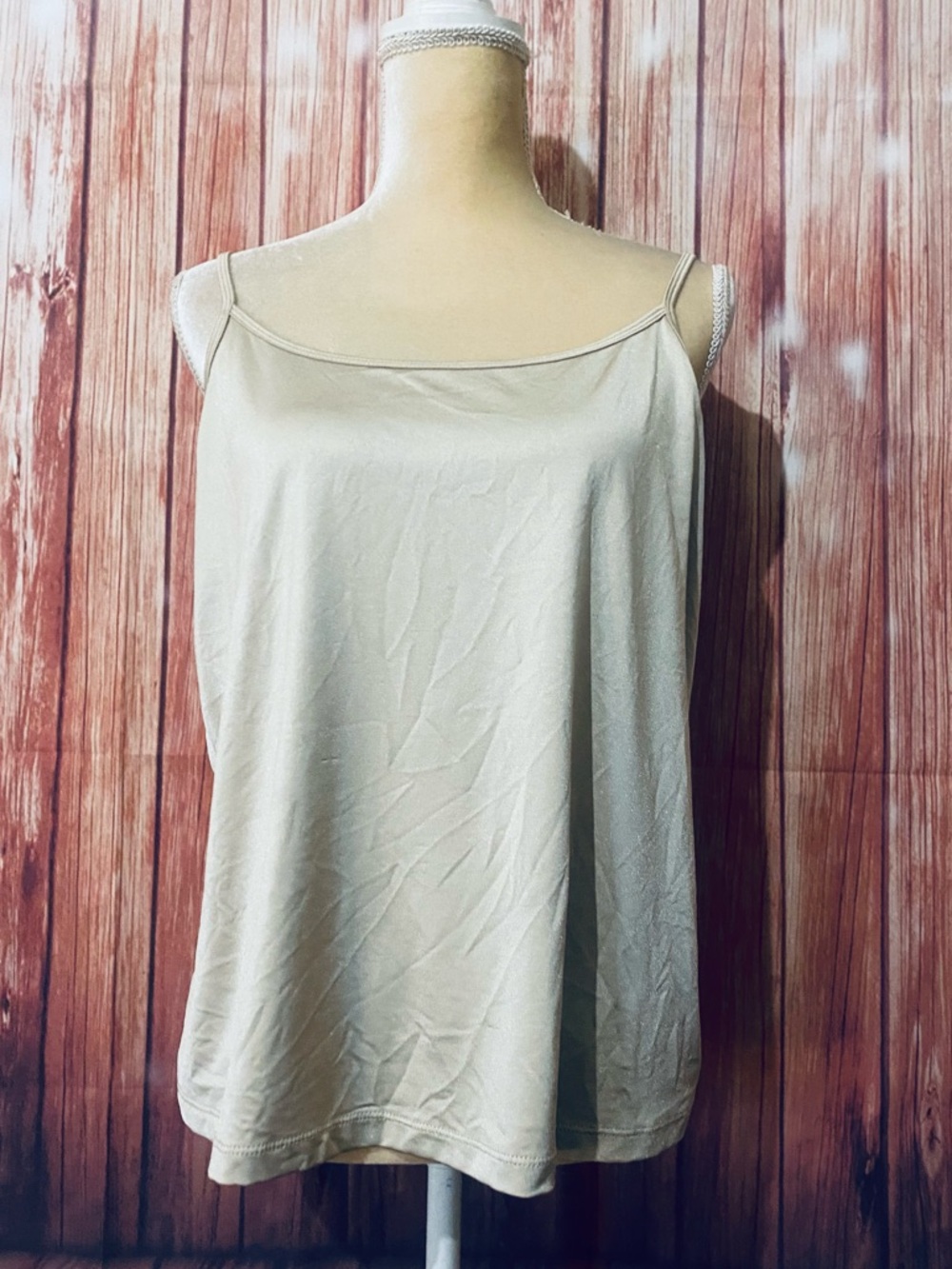 Women’s Size 18 20 Tank Top Cami Lane Bryant Beige/Gold Shiny Silky Stretch